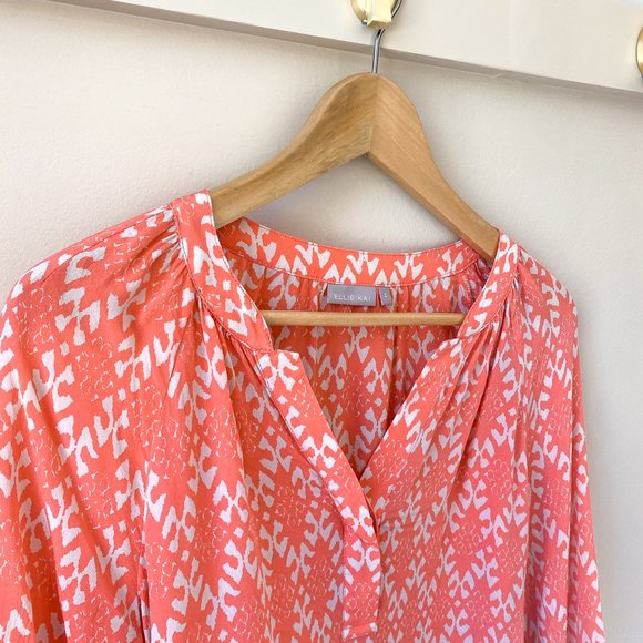Ellie Kai Coral Pattern 3/4 Sleeve Button Down Blouse | Like New! - Picture 9 of 9